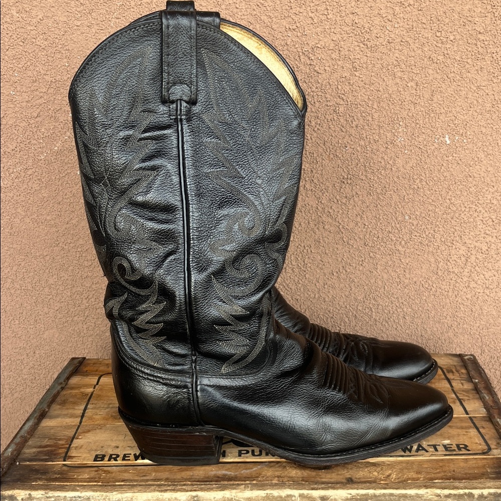 Dan Post vintage Black Leather Cowboy Boots